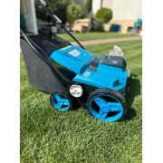 Scarificator si aerator pentru gazon, Dedra, pe Acumulator 1800W, 2x18V/36V, latime 38cm, cos 45L